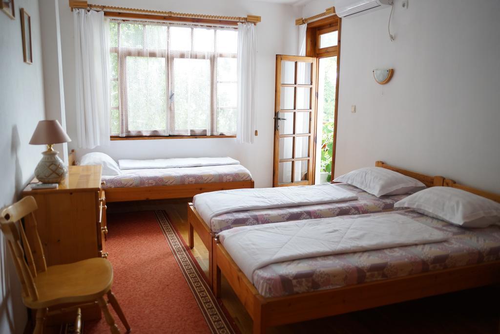 Guest House Barbov Obzor Exteriör bild